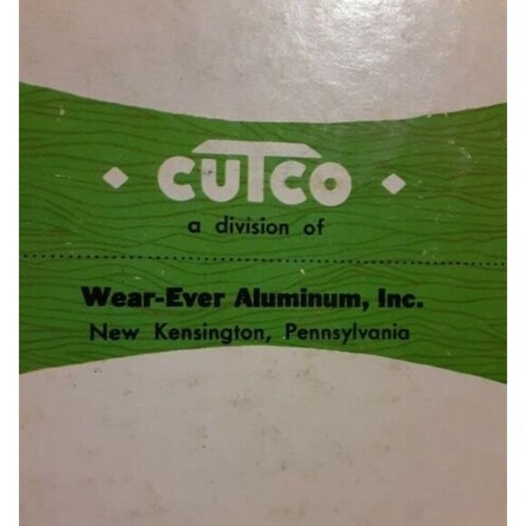 Cutco Cookbook, World's Finest Cutlery, Volume I; Copyright 1961 - Picture 3 of 9